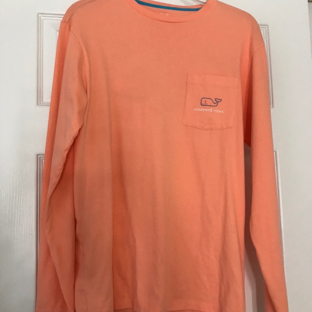 Vineyard Vines Long Sleeved tee